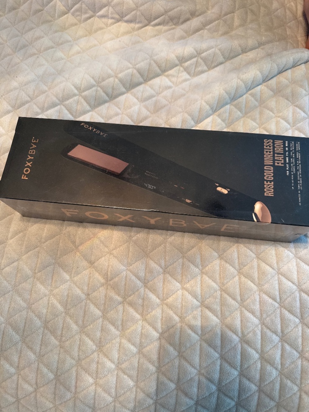 Wireless Foxy Bae Flat Iron